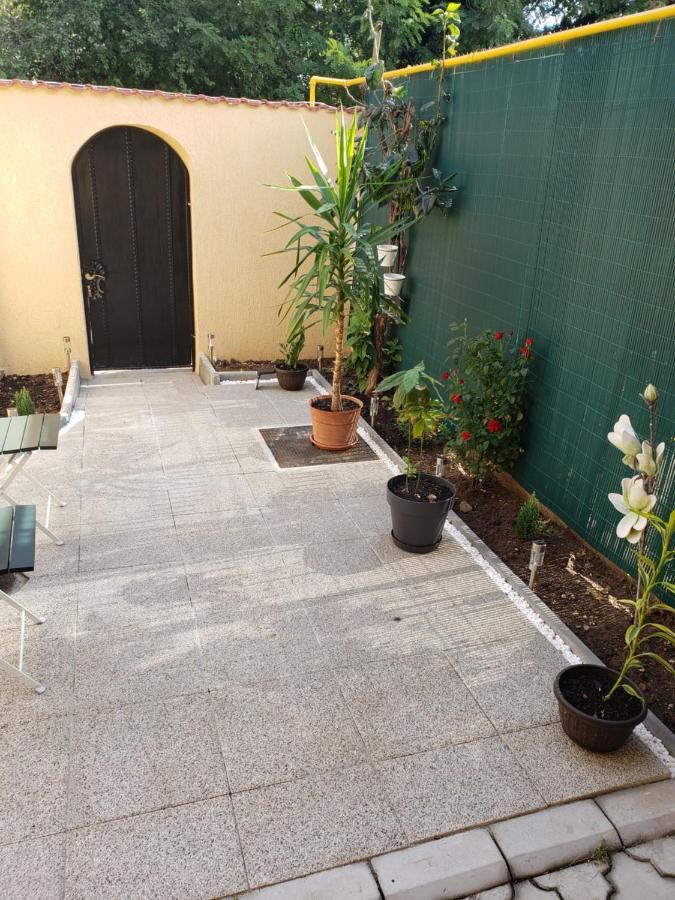 Phoenix Studio Bucharest Exterior photo